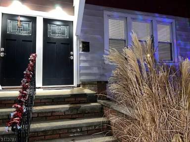 Main picture of 633 Maple Ave