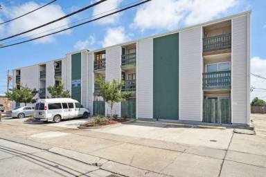 Main picture of 4101 Hessmer Ave