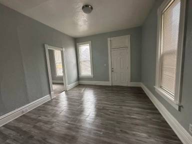 Main picture of 811 Bush St