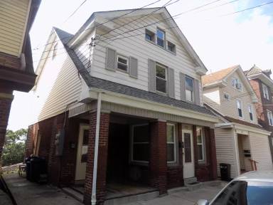 Main picture of 215 Spencer Ave