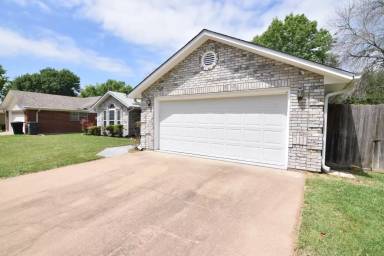 Main picture of 118 Beaver Loop