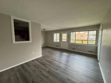 Main picture of 2801 Virginia Ave