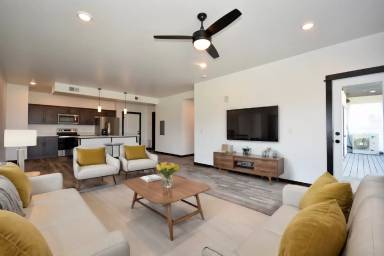 Main picture of 1595 N 25th Ave