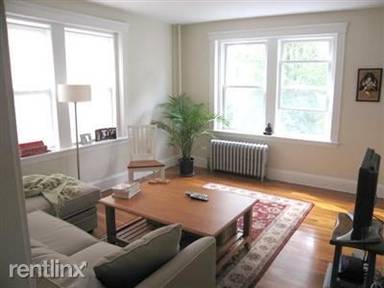 Main picture of 10 Agassiz St