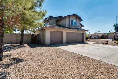 Main picture of 4401 E Vista Dr