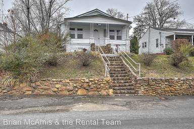 Main picture of 724 Forest St