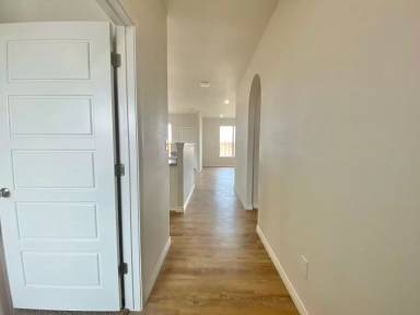 Main picture of 6944 12th St