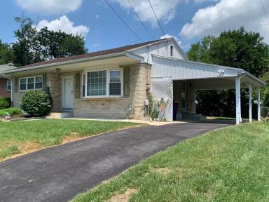 Main picture of 4 Essex Rd