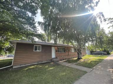 Main picture of 1619 9th Ave S