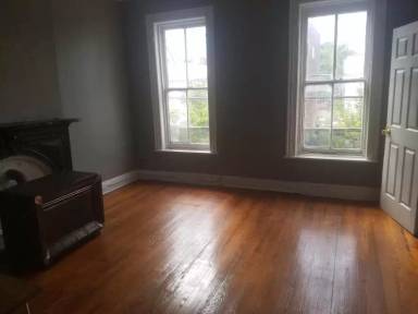 Main picture of 128 Lark St - 2