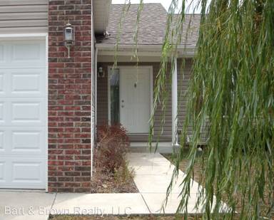 Main picture of 539 Van Buren Rd