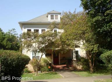 Main picture of 1529 Oleander Ave