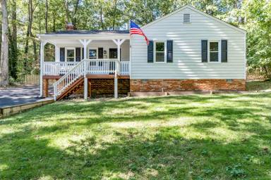 Main picture of 3434 Castlebury Dr