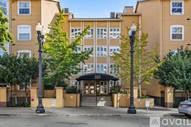Main picture of 555 10th St