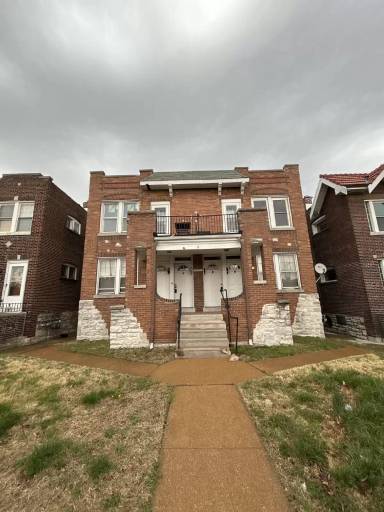 Main picture of 5053 Chippewa St