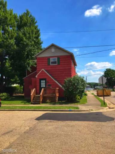 Main picture of 307 W Plain St