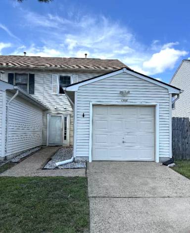 Main picture of 1366 Orillia Rd