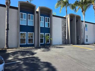 Main picture of 7645 Pacific Ave