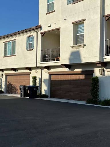 Main picture of 15960 Spirit St (Pilot St)