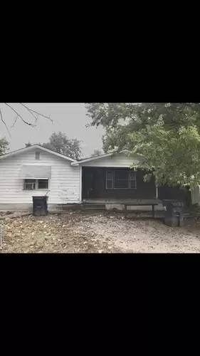 Main picture of 218 N Cherry St