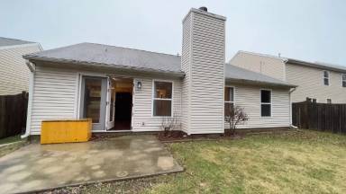 Main picture of 305 Bluegrass Dr