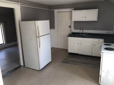 Main picture of 17 Cottage St