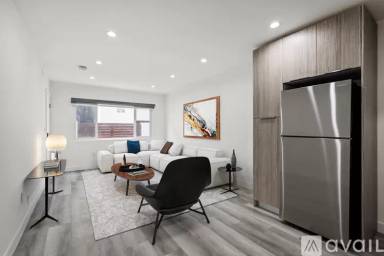 Main picture of 2034 S Garth Ave
