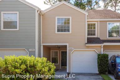 Main picture of 11290 Lake Mandarin Cir E