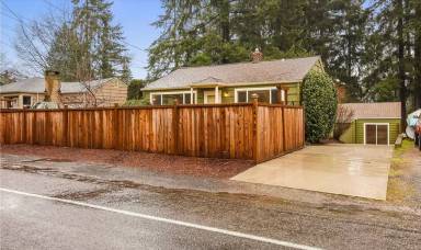 Main picture of 14730 25th Ave NE
