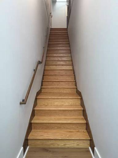 Main picture of 215 N Main St