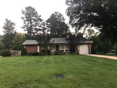 Main picture of 1331 Arden Rd