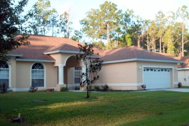 Main picture of 5 Ethel Ln