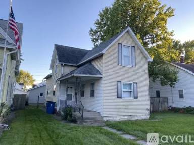 Main picture of 401 W 7th St