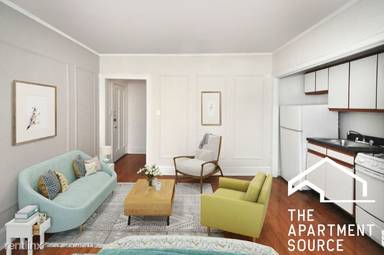 Main picture of 596 W Hawthorne Pl