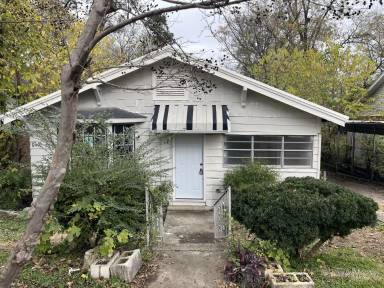 Main picture of 310 54th St