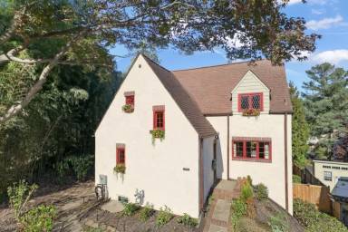 Main picture of 3409 15th St N