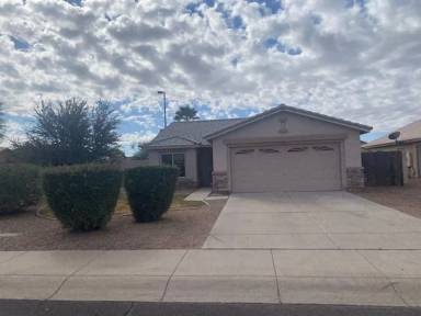 Main picture of 3605 E Woodside Way