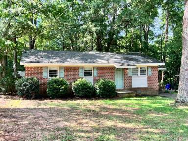 Main picture of 1030 Old Mill Rd