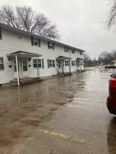 Main picture of 1809 Shawano Ave
