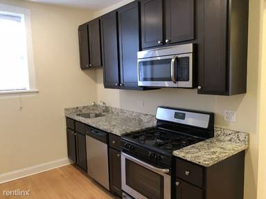 Main picture of 3943 W Belle Plaine Ave