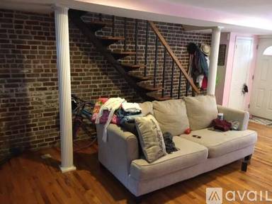 Main picture of 65 Lafayette St