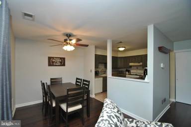 Main picture of 10 Wyndham Pl