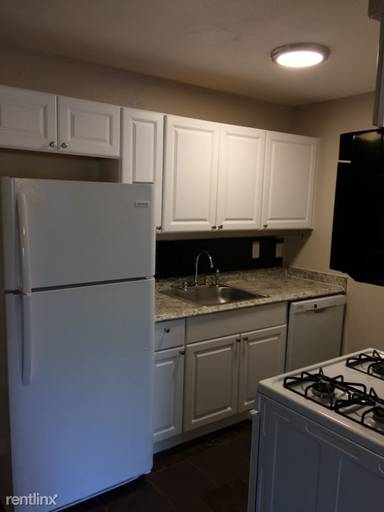 Main picture of 10277 Mills Station Rd