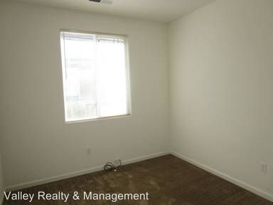 Main picture of 143 Catlin St