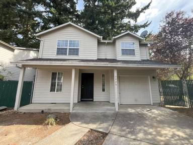 Main picture of 3926 SE 117th Pl