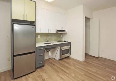 Main picture of 155 17th Ave