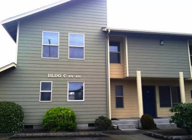 Main picture of 480 S Oak Harbor St