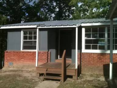 Main picture of 422A - B Helen St