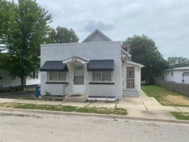 Main picture of 1906 N Hickory St