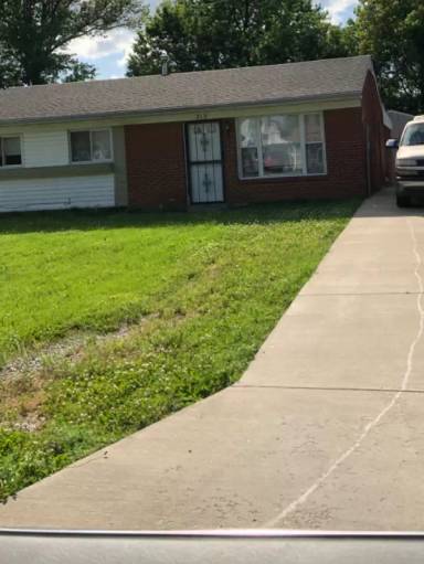 Main picture of 219 Blossom Rd